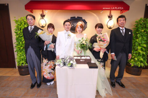 ビアンベール本店　新郎新婦　花嫁　衣裳　ドレス　色打掛　白無垢　紋服