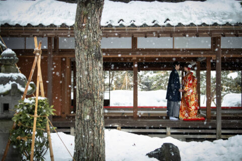 純白の雪景色のなかで美しい和装姿をのこしませんか♡新潟ならではの雪ロケーション撮影がおすすめ！