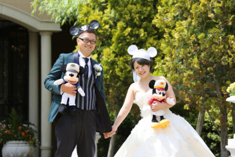 ウェディングドレス　タキシード　ウェディングアイテム