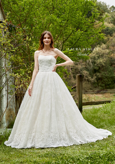 プレ花嫁様に人気の【LAURA ASHLEY BRIDAL ローラアシュレイ】より新作 