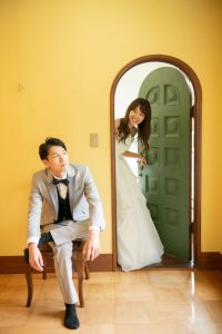 ロケーションフォト　下田の森美術館　洋装