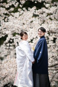 ロケーションフォトウェディング　和装　紋服　白無垢　桜