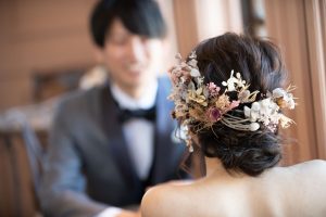 ロケーションフォトウェディング　ヘアアクセサリ－　カフェAndy gless(アンディ・グレス)