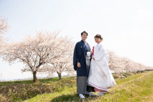 ロケーションフォトウェディング　和装　紋服　白無垢　桜