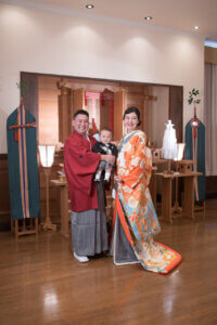 和装　神殿　結婚式場　ピアザデッレグラツィエ　家族