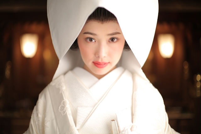 うっとりする美しさ 日本の伝統美【白無垢】の魅力とおすすめポイント