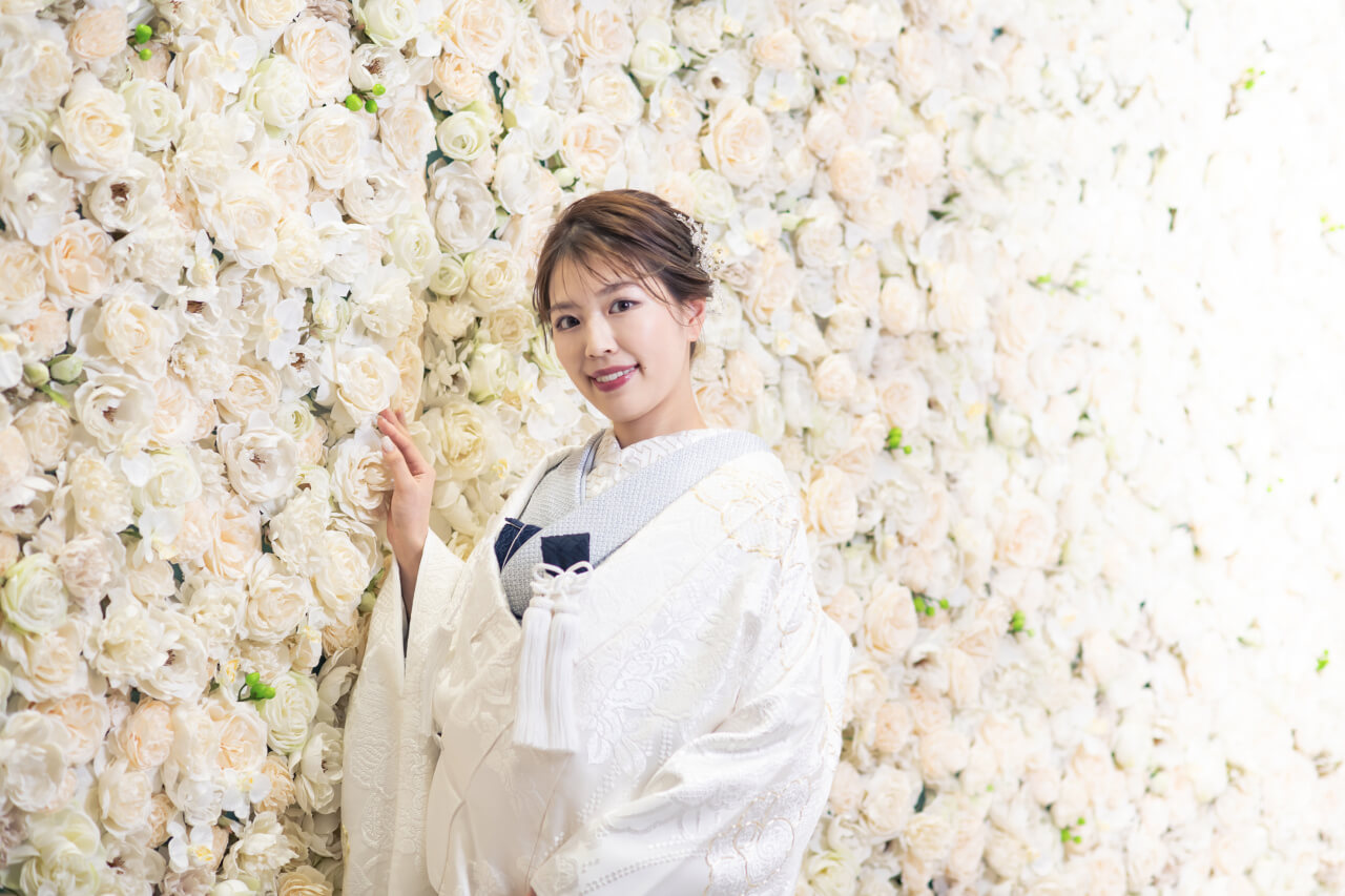 ウェディングフォト 韓国風フォト フラワーウォール 前撮影 花嫁 新潟 新発田 結婚式 和婚 白無垢