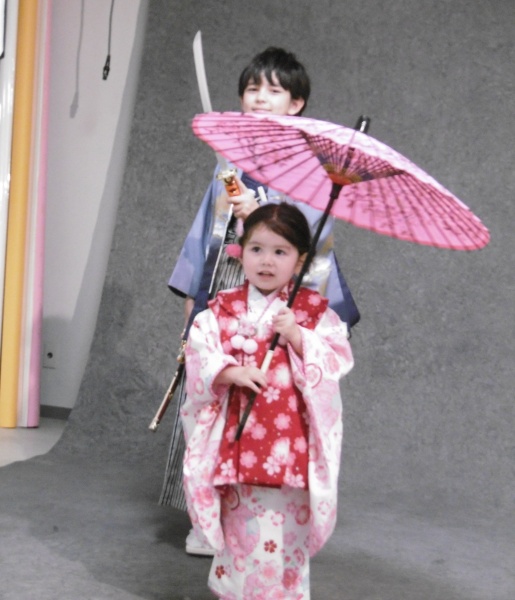和傘　ピンク　日本　着物